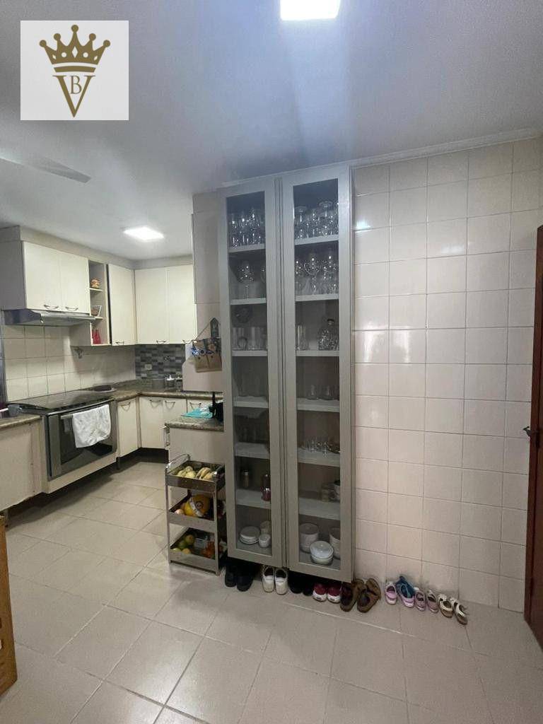 Apartamento à venda com 3 quartos, 138m² - Foto 15