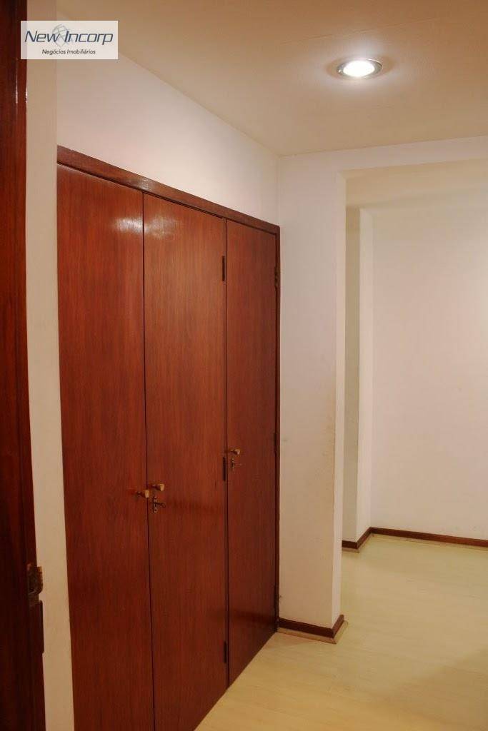 Apartamento à venda com 3 quartos, 150m² - Foto 19