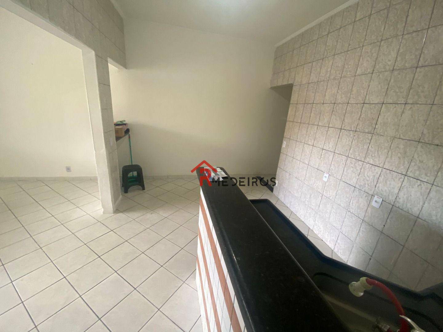 Casa para alugar com 3 quartos, 130m² - Foto 6