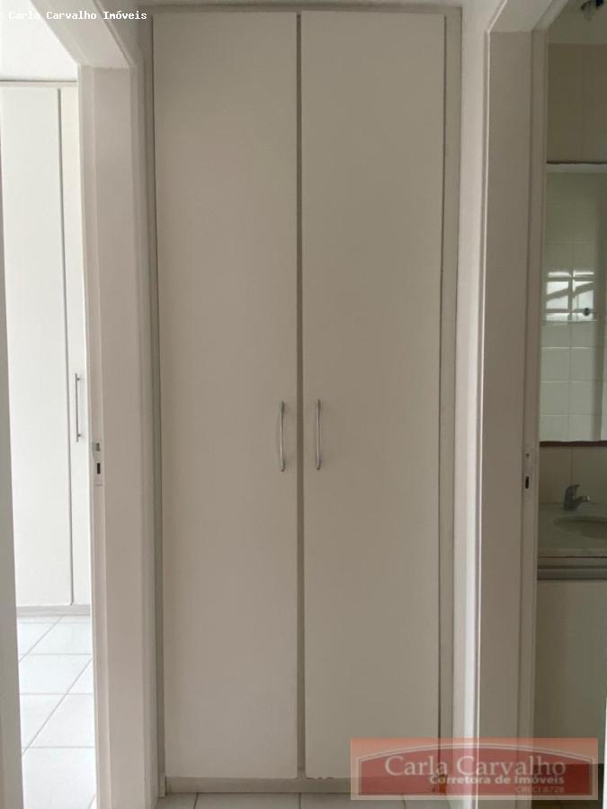 Apartamento à venda com 3 quartos, 123m² - Foto 2