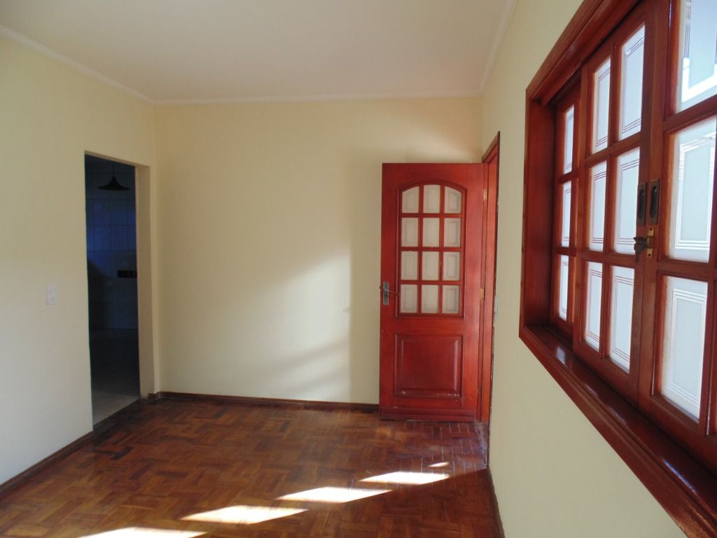 Casa à venda com 2 quartos, 60m² - Foto 5