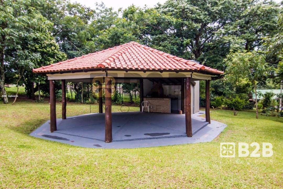 Casa à venda com 3 quartos, 300m² - Foto 31