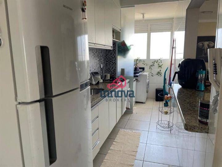 Apartamento à venda com 2 quartos, 59m² - Foto 3