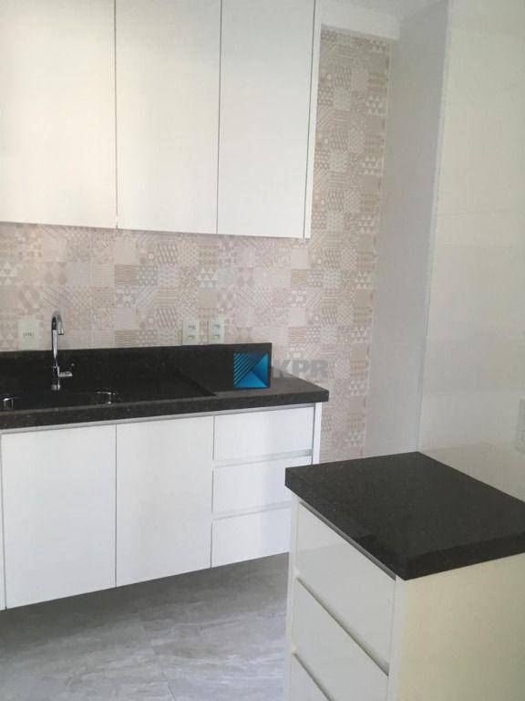 Apartamento à venda com 2 quartos, 69m² - Foto 7