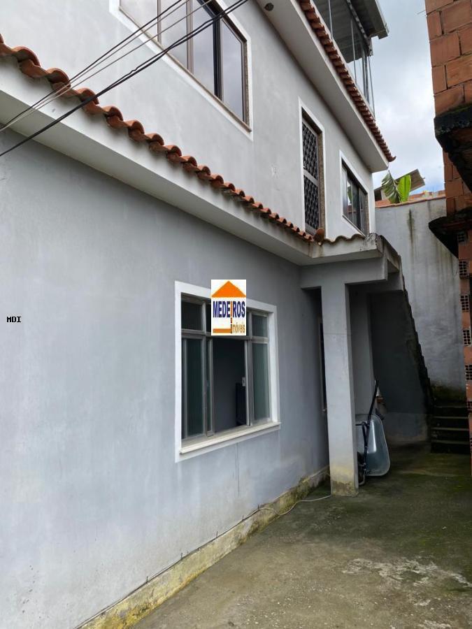 Casa à venda com 5 quartos, 280m² - Foto 3