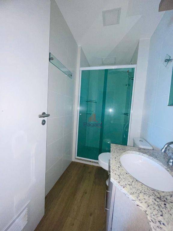 Apartamento à venda com 2 quartos, 72m² - Foto 6