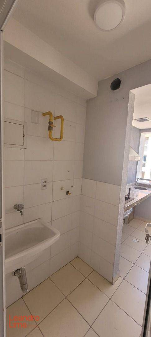 Apartamento à venda com 2 quartos, 60m² - Foto 6