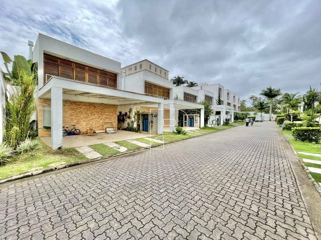 Casa de Condomínio à venda com 3 quartos, 173m² - Foto 2