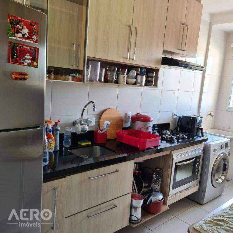 Apartamento à venda com 2 quartos, 66m² - Foto 8