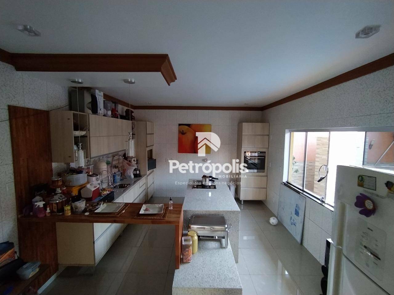 Sobrado à venda com 3 quartos, 399m² - Foto 5