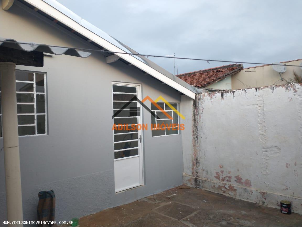 Casa à venda com 2 quartos, 165m² - Foto 9