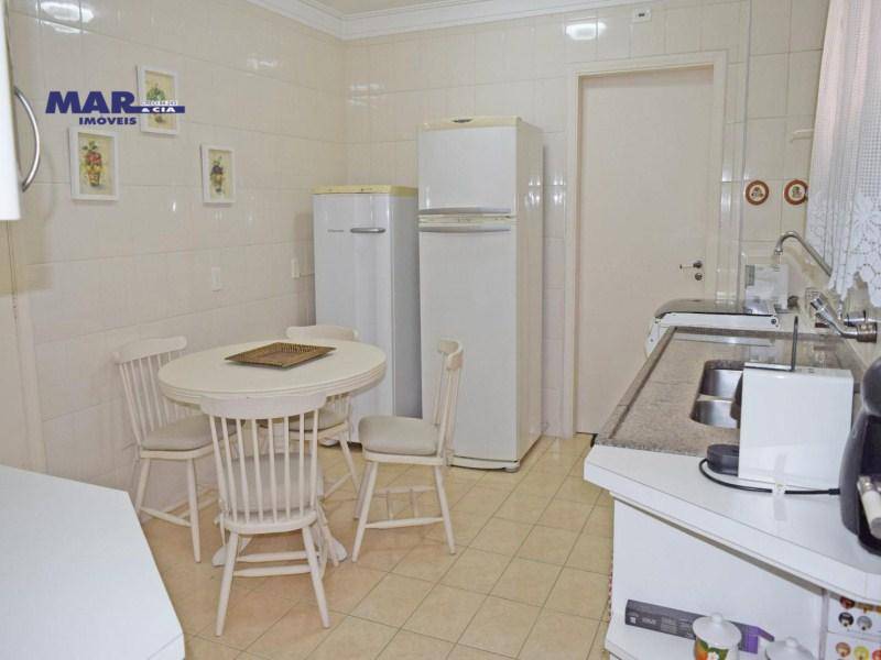 Apartamento à venda com 3 quartos, 140m² - Foto 14