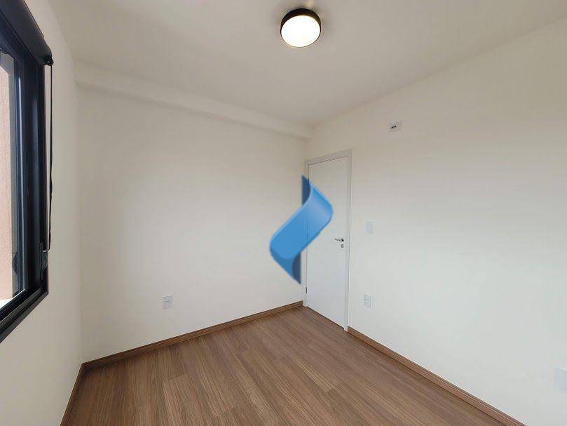 Apartamento para alugar com 3 quartos, 82m² - Foto 12