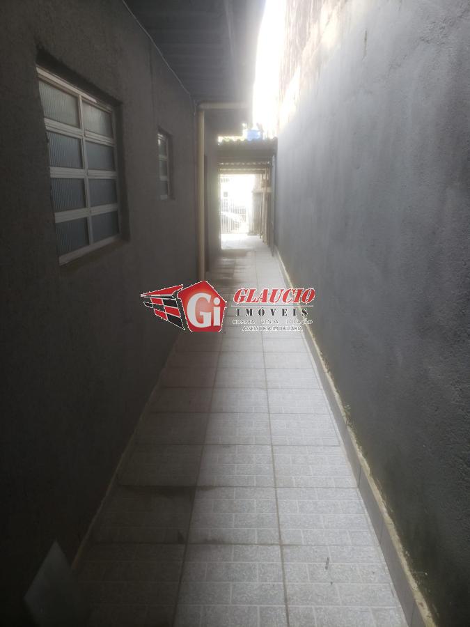 Casa à venda com 2 quartos, 125m² - Foto 28