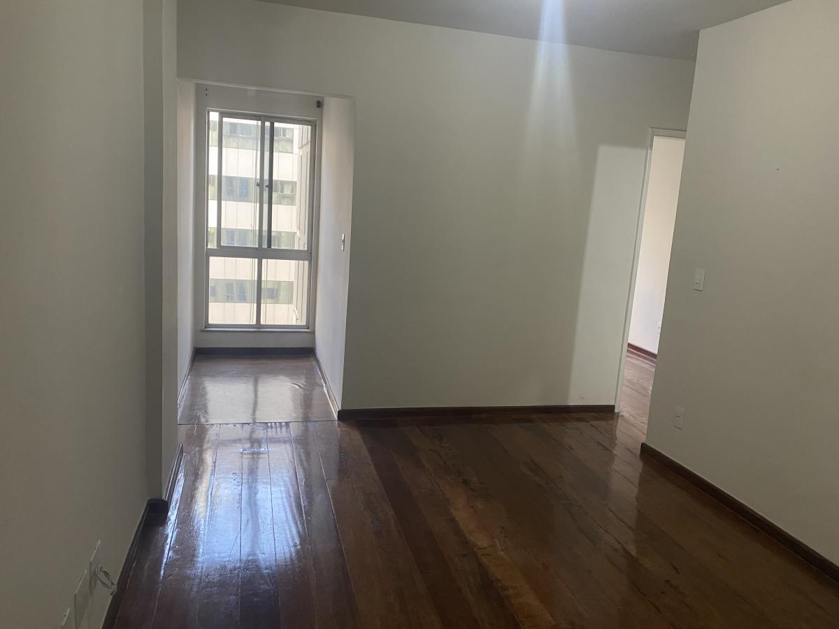 Apartamento à venda com 1 quarto, 40m² - Foto 7