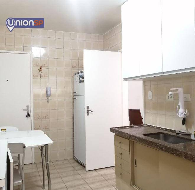 Apartamento à venda com 2 quartos, 80m² - Foto 13