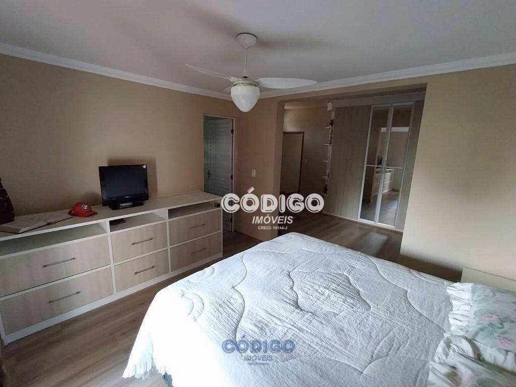 Sobrado à venda com 3 quartos, 290m² - Foto 5