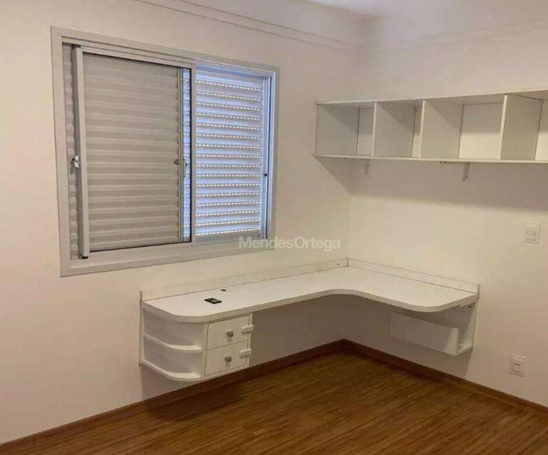 Apartamento à venda com 3 quartos, 125m² - Foto 10