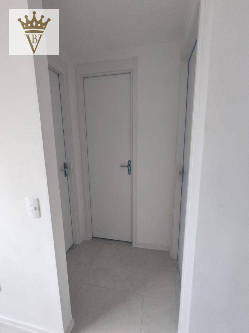 Apartamento à venda com 2 quartos, 45m² - Foto 6