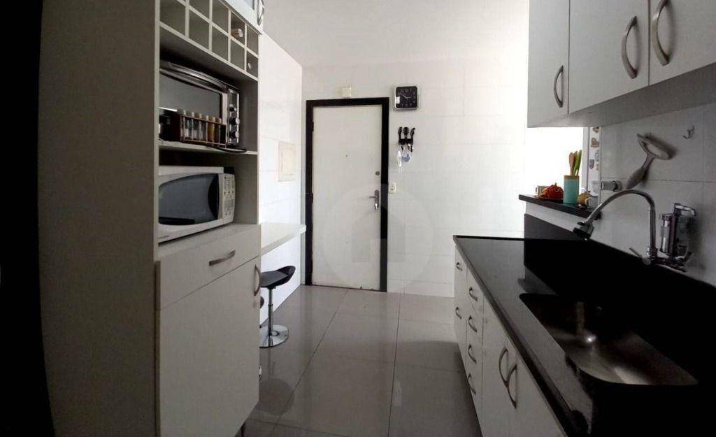 Apartamento à venda com 3 quartos, 87m² - Foto 7