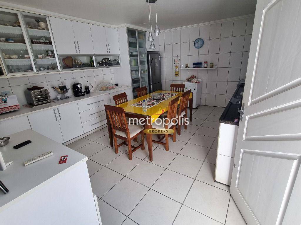 Sobrado à venda com 3 quartos, 318m² - Foto 3