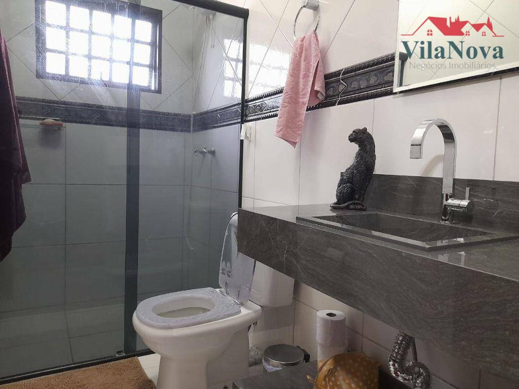 Casa à venda com 3 quartos, 210m² - Foto 23