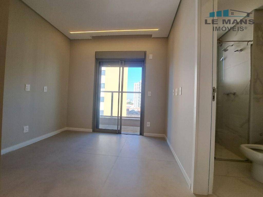 Apartamento para alugar com 3 quartos, 166m² - Foto 32