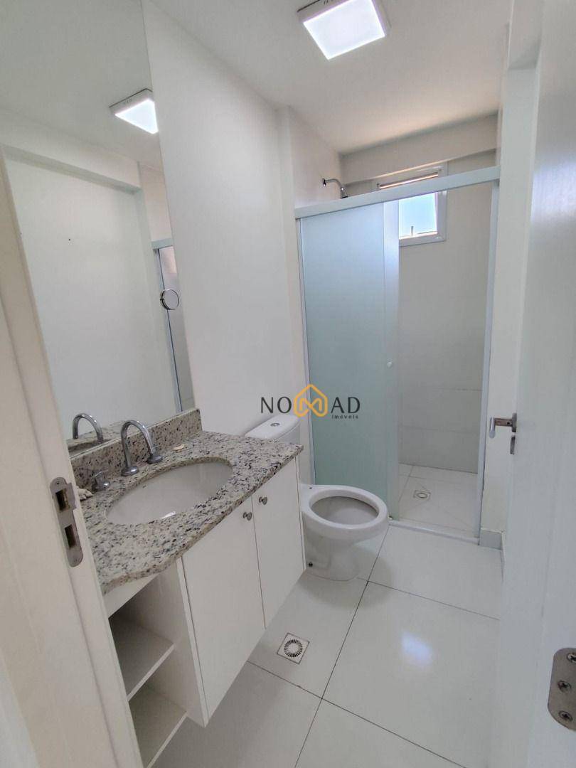 Apartamento para alugar com 2 quartos, 75m² - Foto 15