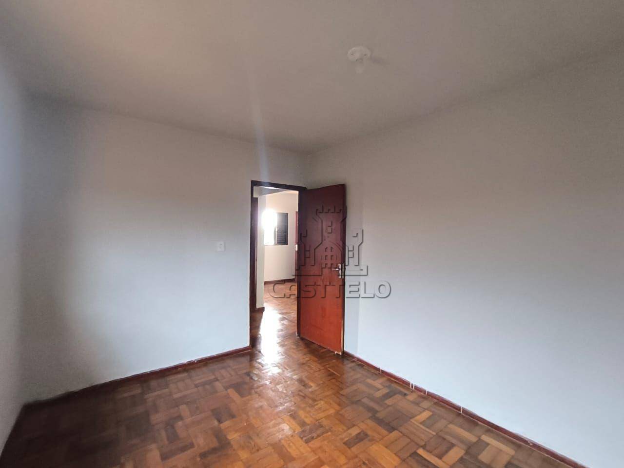 Casa para alugar com 2 quartos, 70m² - Foto 6