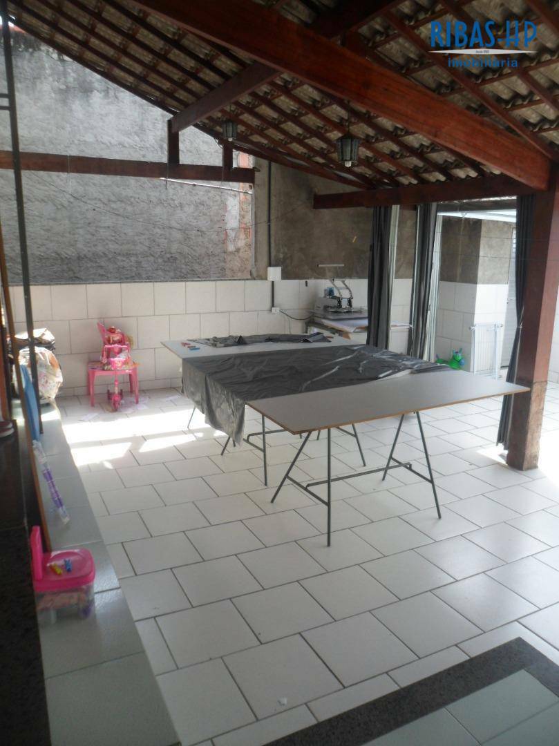 Sobrado à venda com 2 quartos, 400M2 - Foto 17