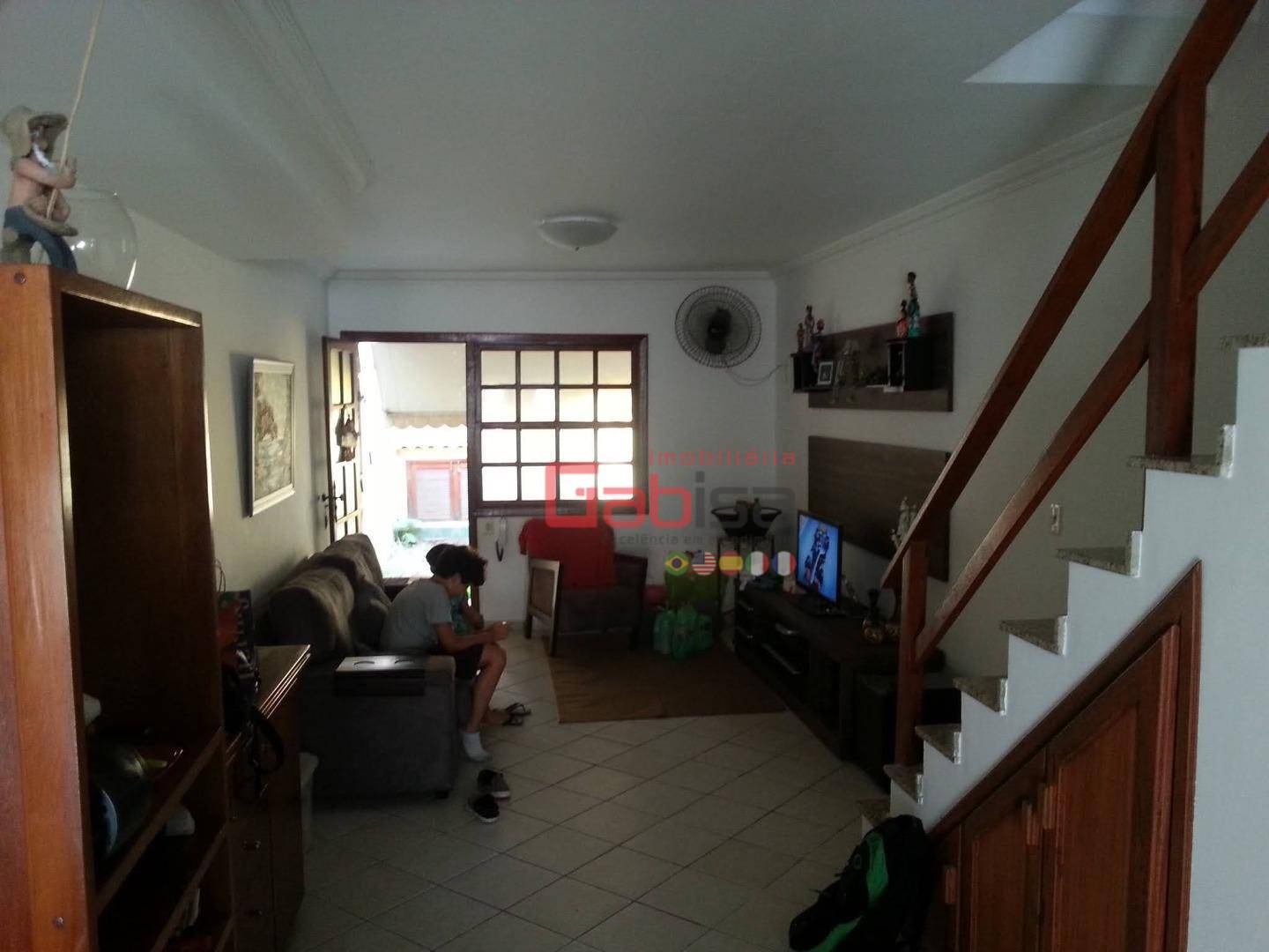 Casa de Condomínio à venda com 2 quartos, 70m² - Foto 1