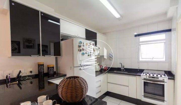 Apartamento à venda com 2 quartos, 82m² - Foto 17