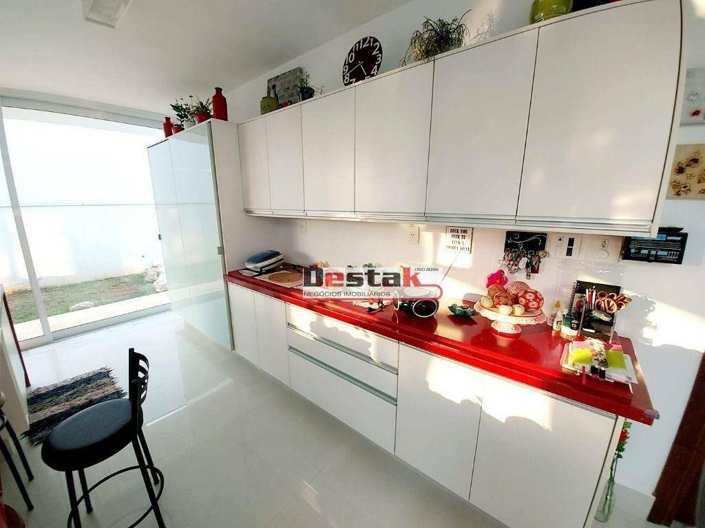 Casa à venda com 3 quartos, 500m² - Foto 36