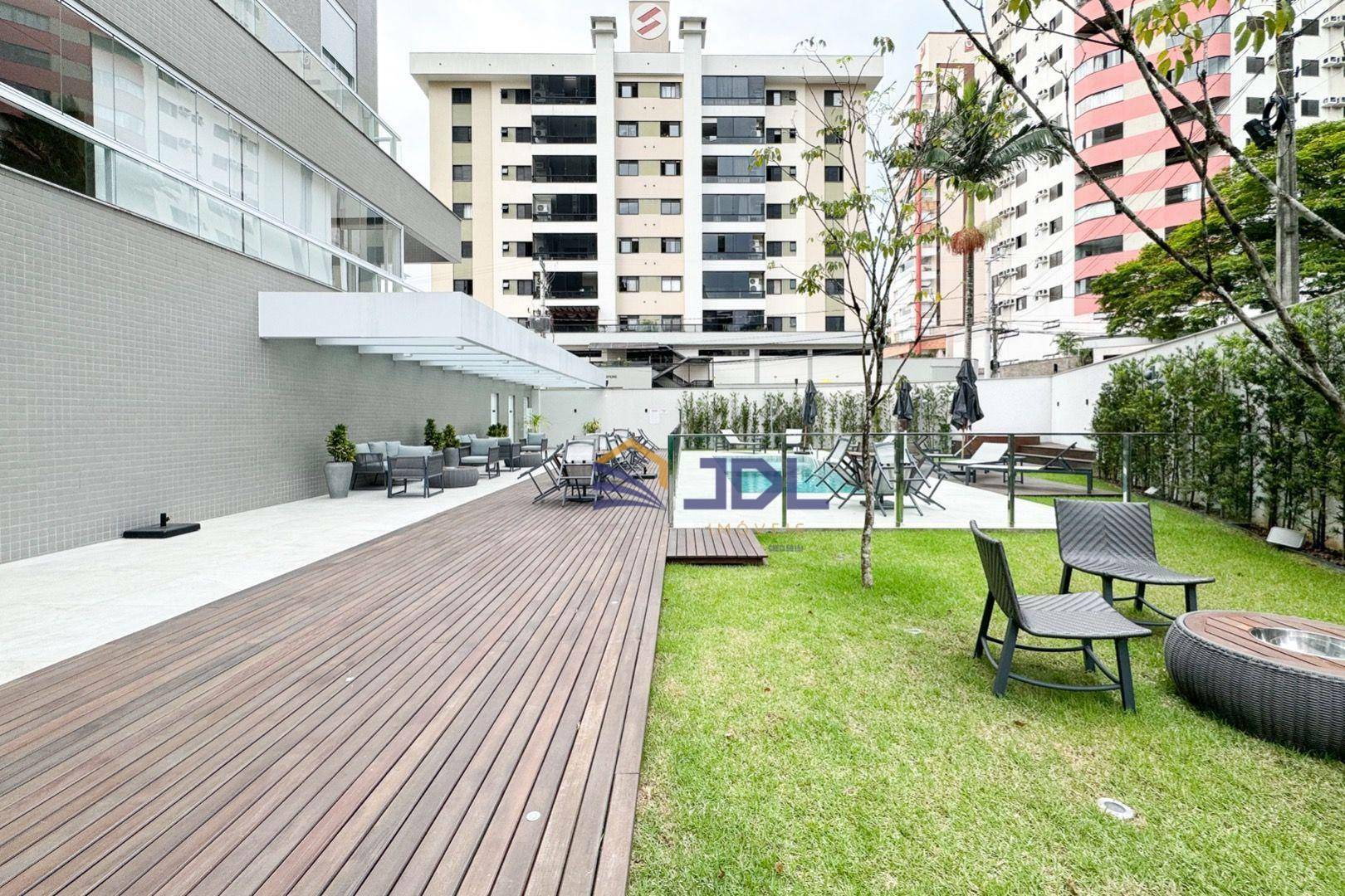 Apartamento à venda com 3 quartos, 139m² - Foto 28