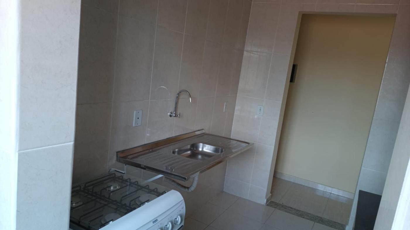 Apartamento à venda com 3 quartos, 81m² - Foto 4