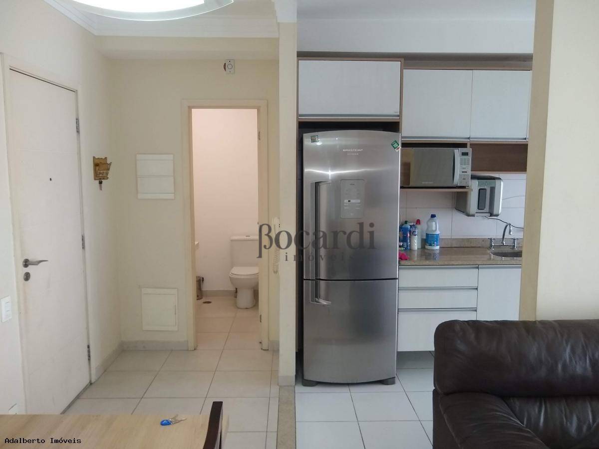 Apartamento à venda com 3 quartos, 97m² - Foto 5