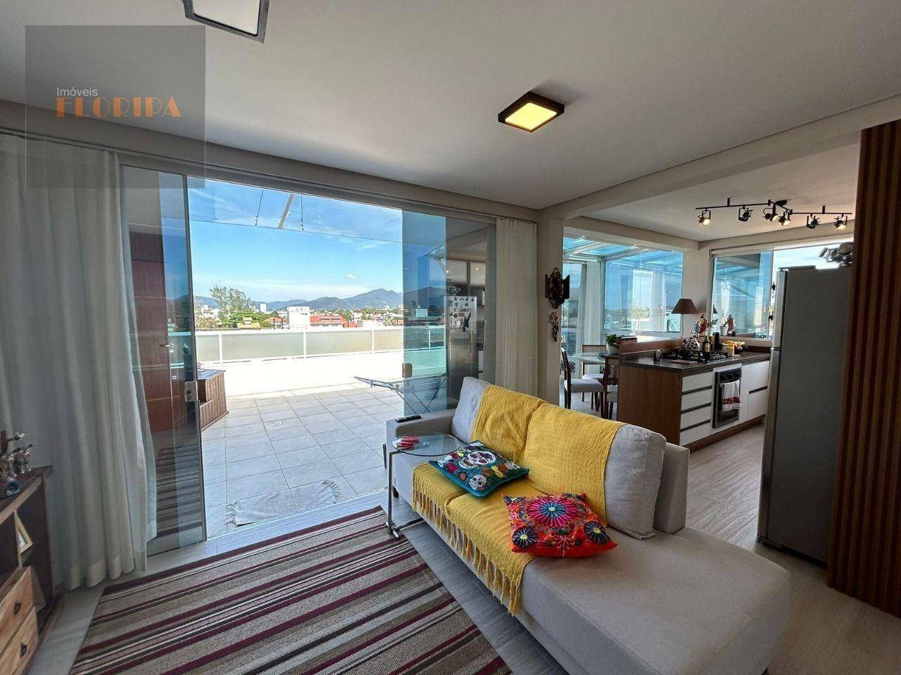 Cobertura, 2 quartos, 230 m² - Foto 1