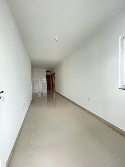 Casa à venda com 1 quarto, 50m² - Foto 2