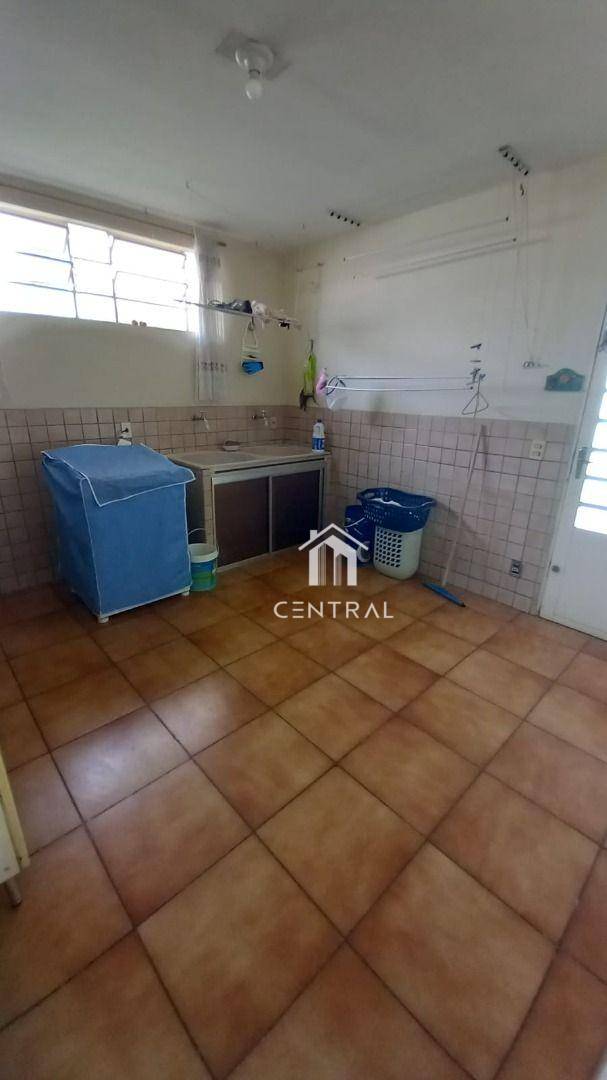 Sobrado à venda com 4 quartos, 257m² - Foto 10