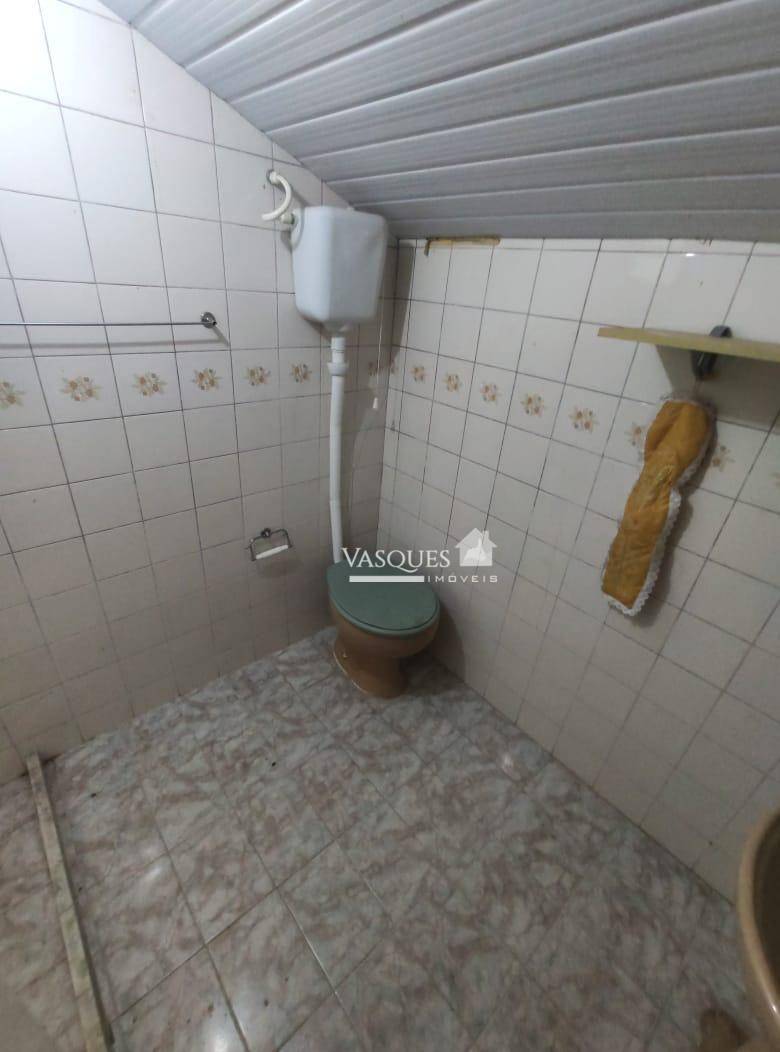 Casa à venda com 4 quartos, 310M2 - Foto 16