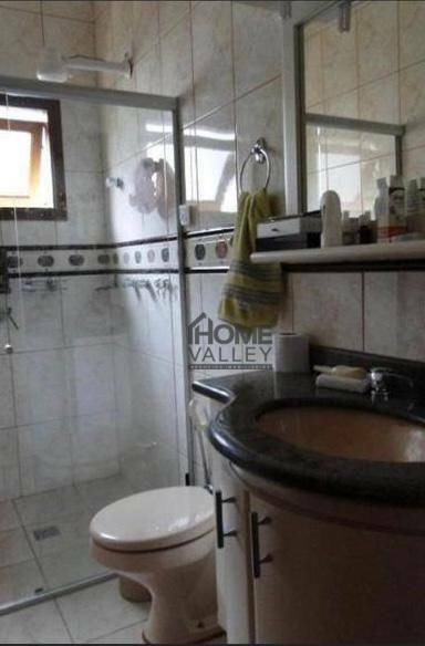 Casa de Condomínio à venda com 4 quartos, 300m² - Foto 9