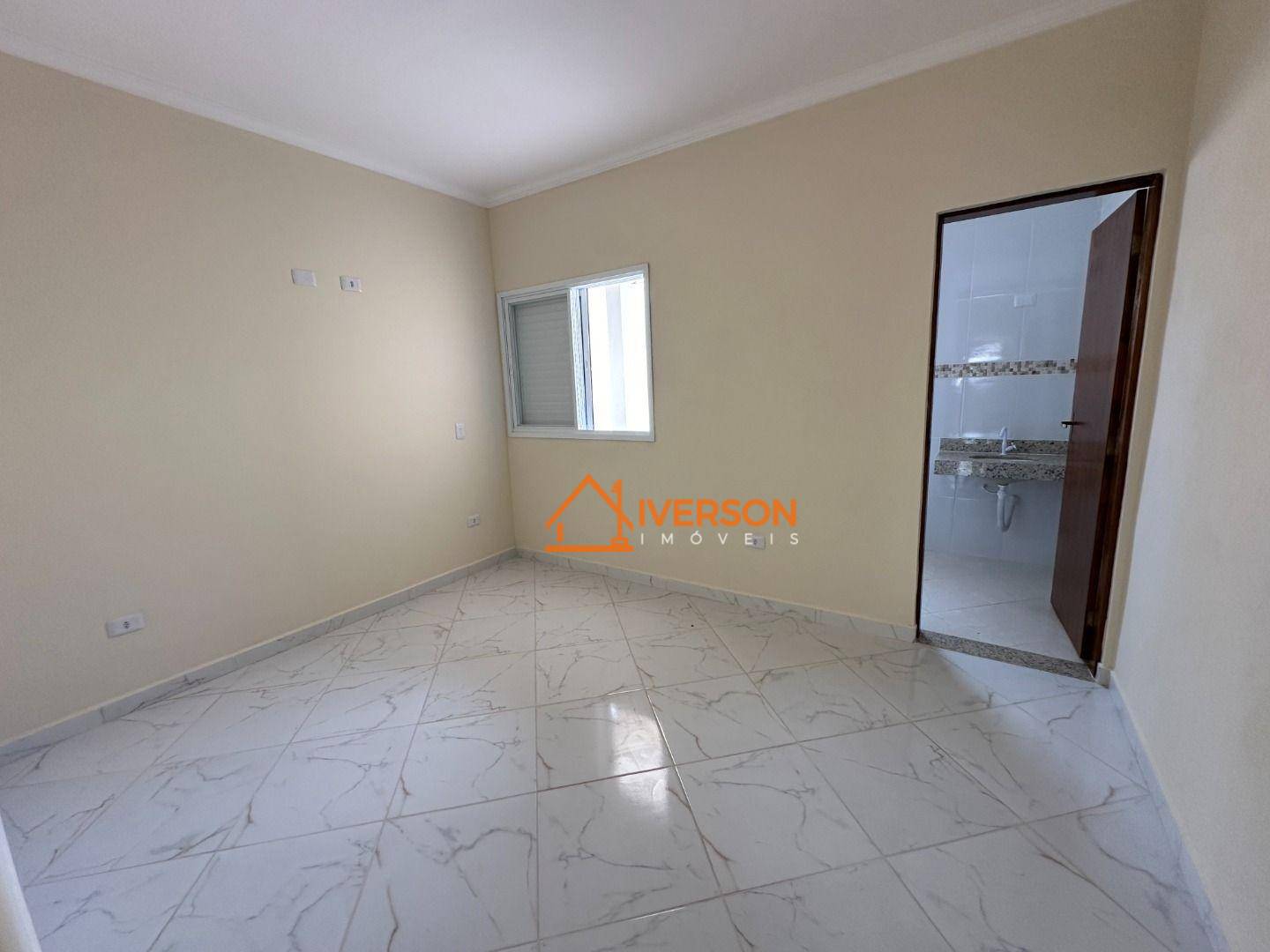 Casa à venda com 2 quartos, 79m² - Foto 14