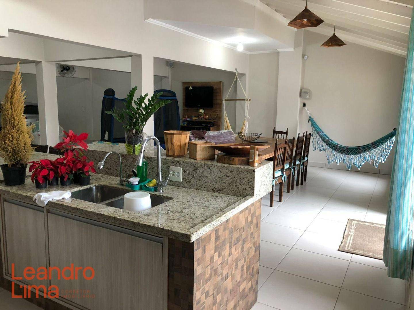 Casa à venda com 4 quartos, 430m² - Foto 15