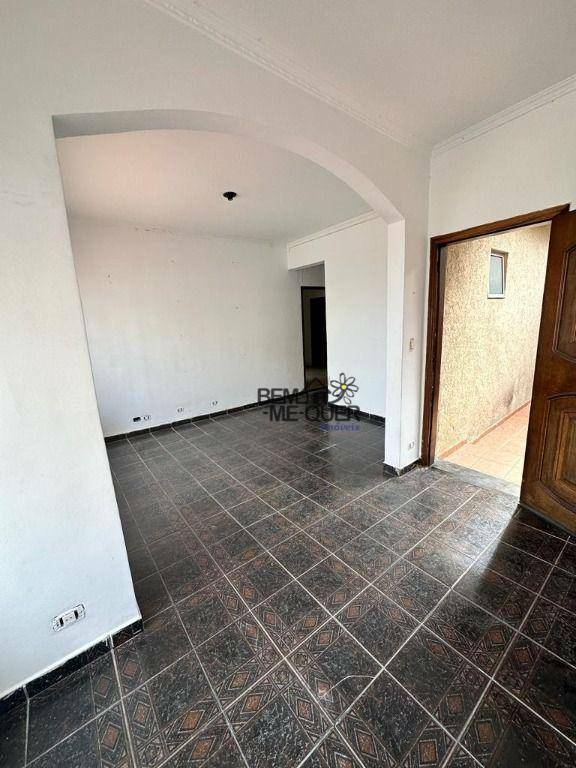 Casa à venda com 2 quartos, 125m² - Foto 13