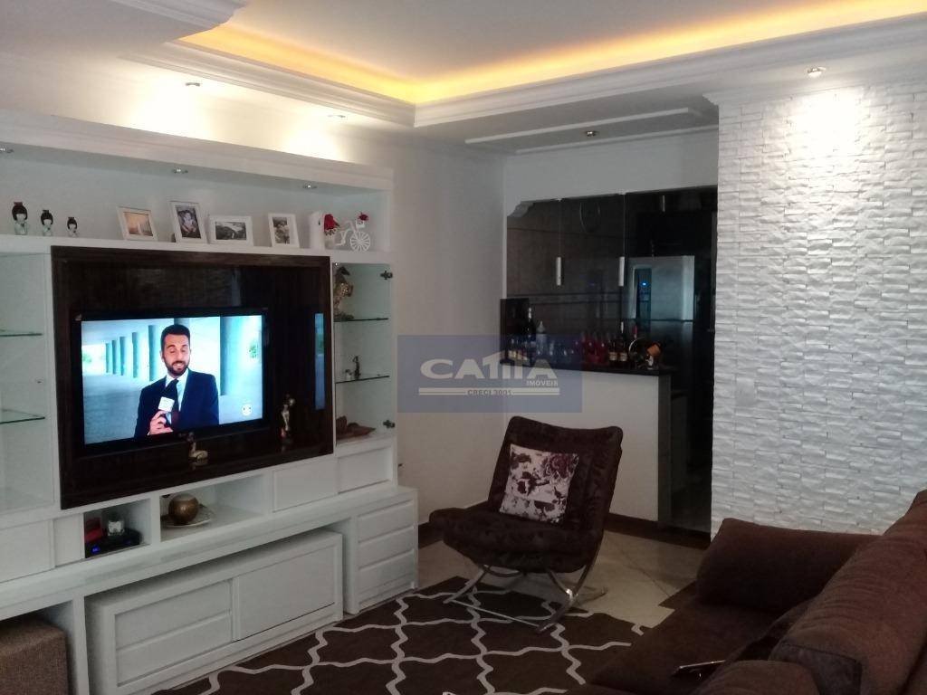 Sobrado à venda com 2 quartos, 320m² - Foto 1