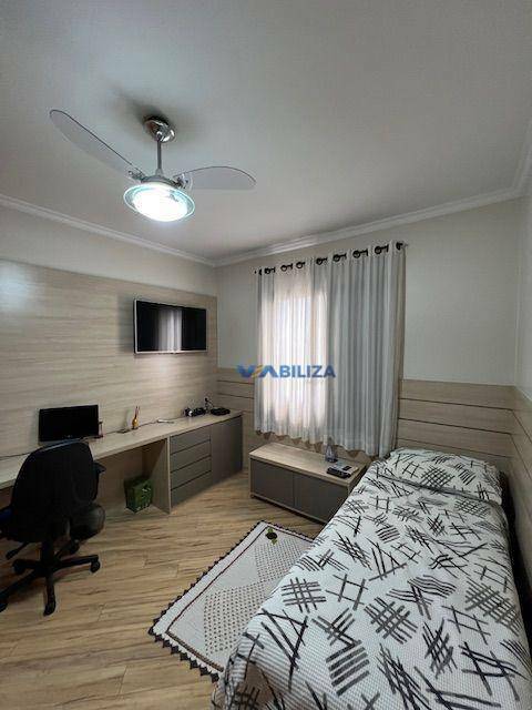 Apartamento à venda com 3 quartos, 162m² - Foto 18