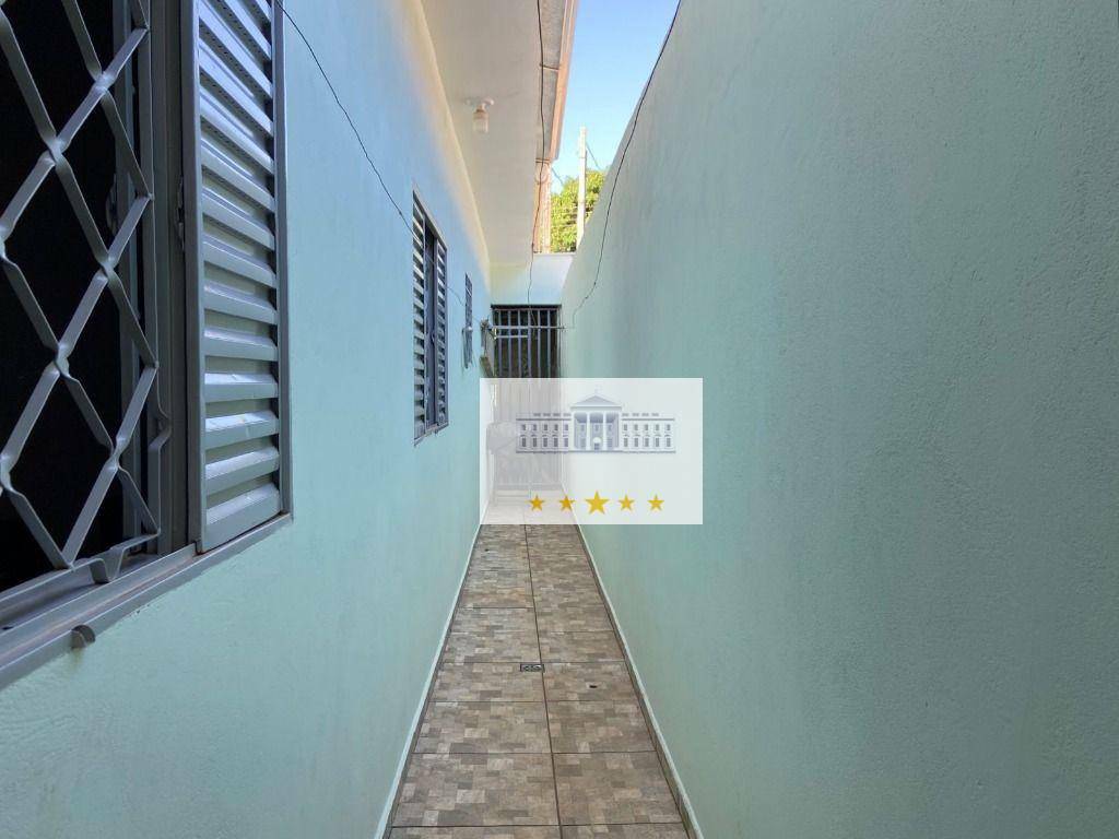 Casa à venda com 3 quartos, 181m² - Foto 10