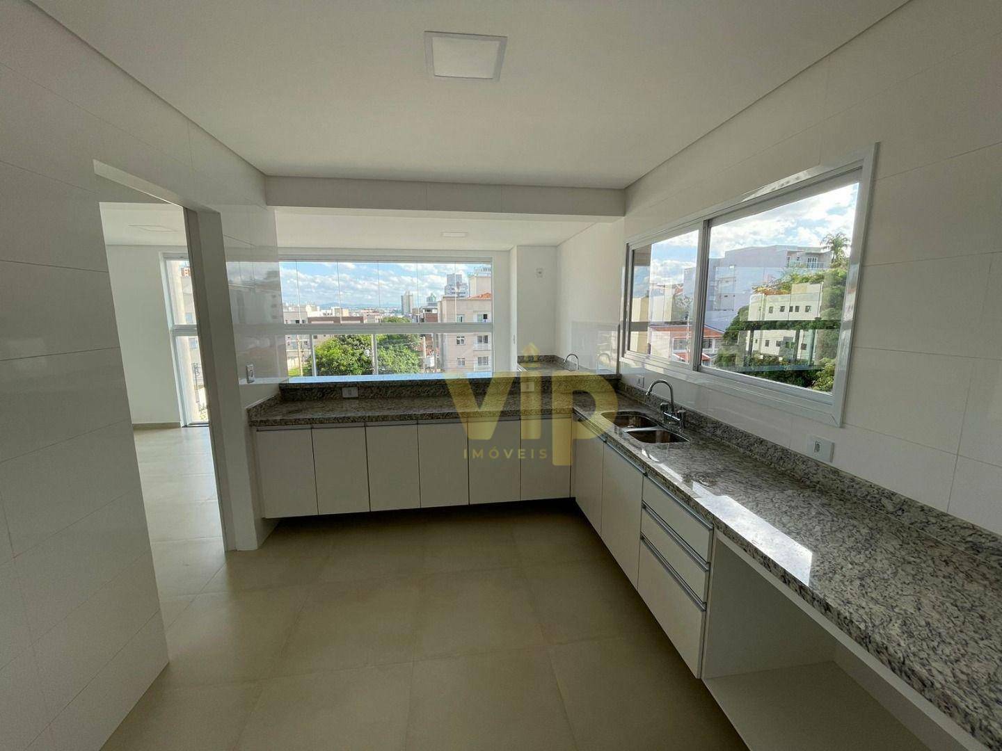 Apartamento à venda com 3 quartos, 125m² - Foto 9