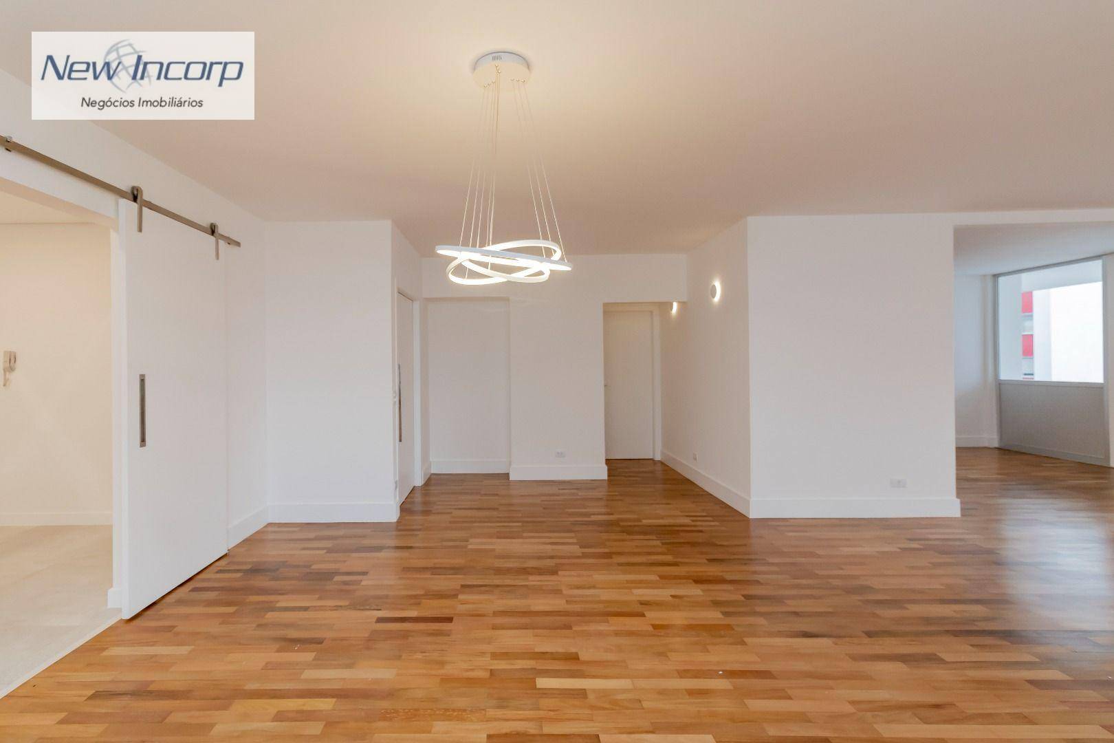 Apartamento à venda com 3 quartos, 270m² - Foto 4