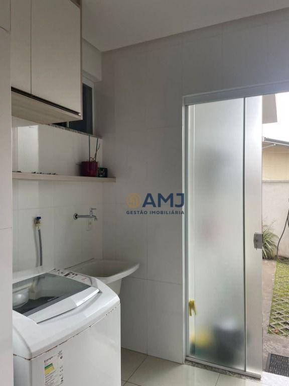 Casa à venda com 3 quartos, 130m² - Foto 31